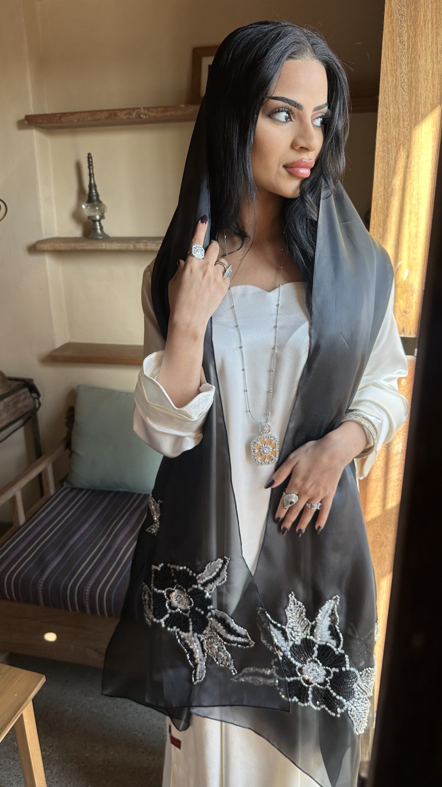 img_4909 Jasmine Line - Image 1